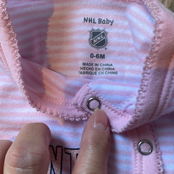 Baby girl sleep sack, NHL Toronto Maple Leafs - Picture 5 of 8